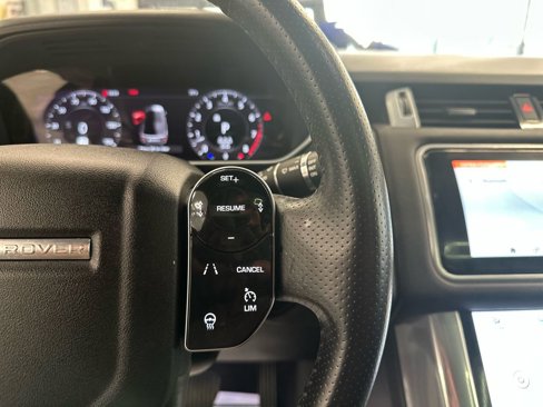 Used 2020 Land Rover Range Rover Sport HSE image 19