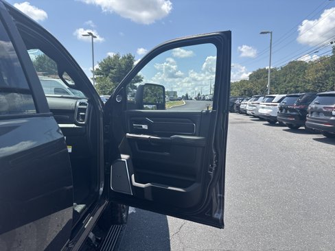 New 2025 RAM 2500 Laramie image 9