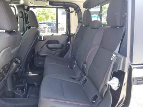 Used 2022 Jeep Gladiator Rubicon w/ LED Lighting Group image 16