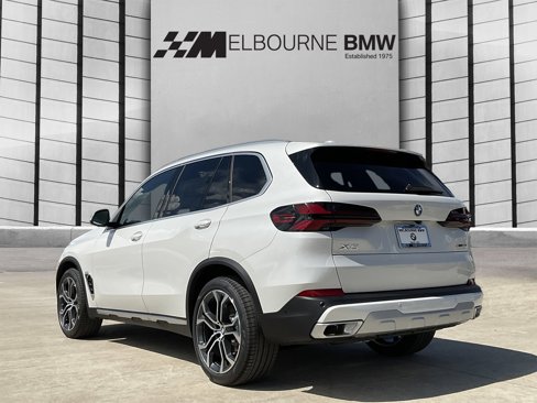 New 2026 BMW X5 xDrive40i w/ Climate Comfort Package image 6