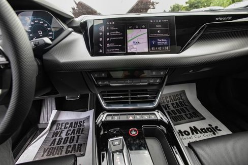 New 2025 Audi S e-tron GT Prestige image 17