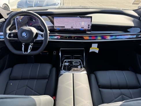 New 2026 BMW i7 xDrive60 w/ Executive Package image 23