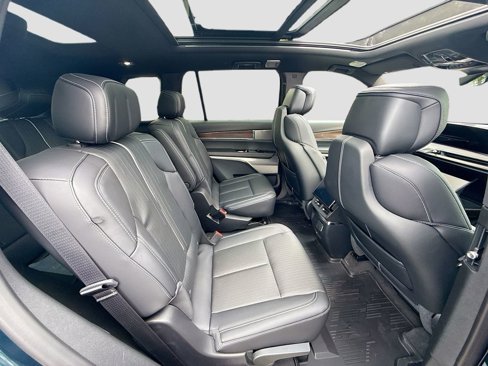 New 2026 Cadillac Vistiq Luxury image 31