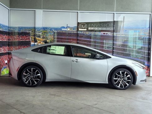 New 2026 Toyota Prius Plug-In Hybrid image 3
