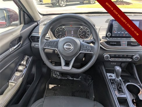 Used 2023 Nissan Altima 2.5 SV image 15