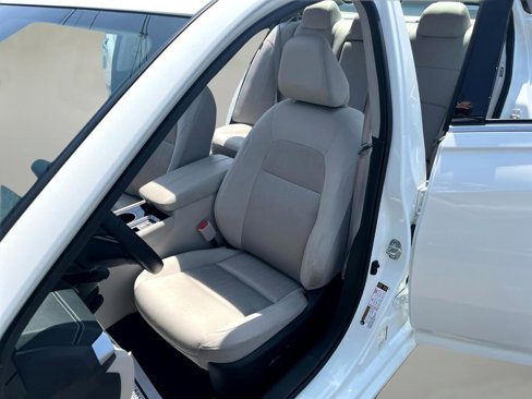 Used 2020 Nissan Altima 2.5 SV image 9