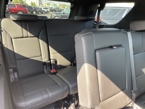 Used 2023 Chevrolet Tahoe RST image 13