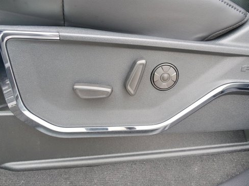 New 2025 Ford F250 Platinum image 15