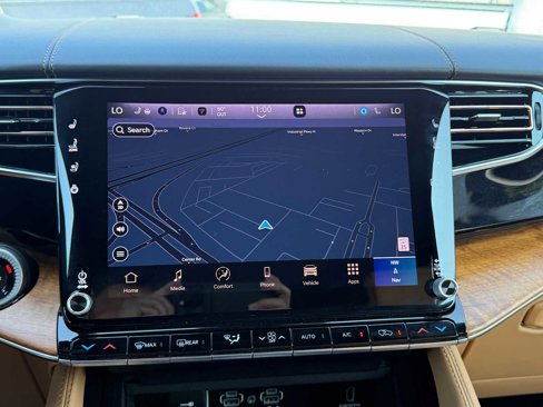 New 2025 Jeep Grand Wagoneer Series III image 26