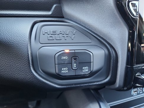 New 2025 RAM 3500 Laramie image 33