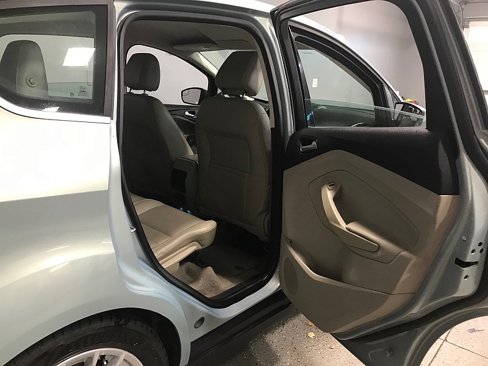 Used 2013 Ford C-MAX SEL image 15