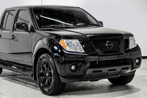 Used 2021 Nissan Frontier SV w/ Midnight Edition Floor Mats image 13