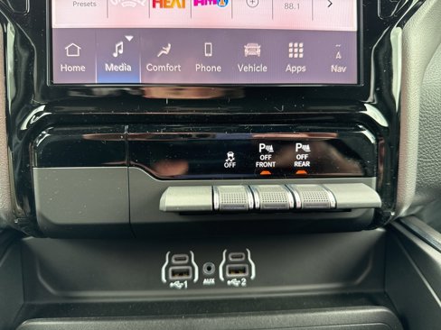 New 2026 RAM 1500 4x4 Crew Cab image 35
