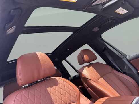 New 2026 BMW X7 M60i image 35