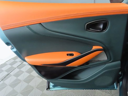 Used 2025 Aston Martin DBX 707 image 27