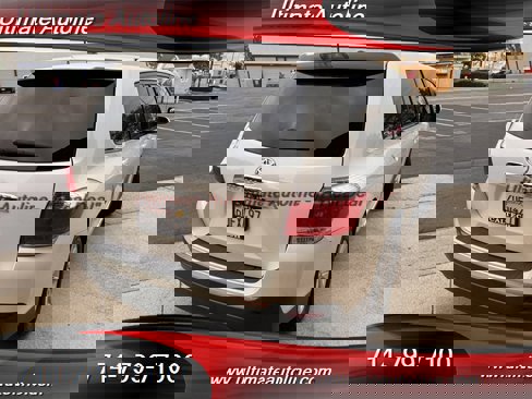 Used 2012 Toyota Highlander FWD image 4