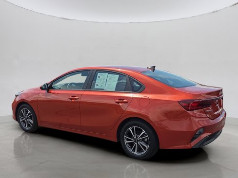 Used 2022 Kia Forte LXS image 24