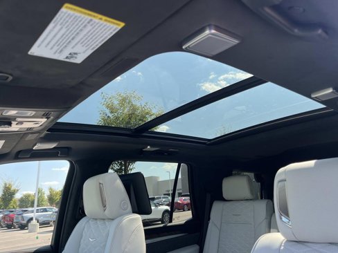 New 2025 Cadillac Escalade Sport Platinum image 30
