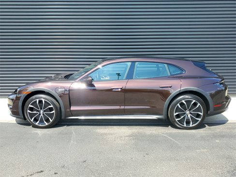 Certified 2023 Porsche Taycan 4S image 2