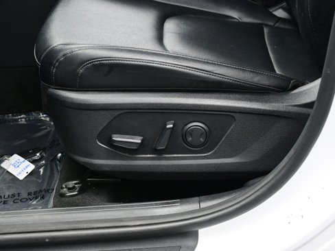 Used 2023 Kia Sportage EX image 12