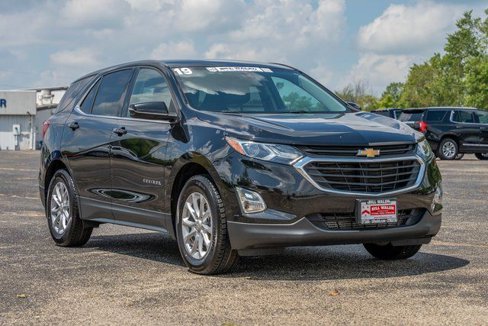 Used 2019 Chevrolet Equinox LT image 2