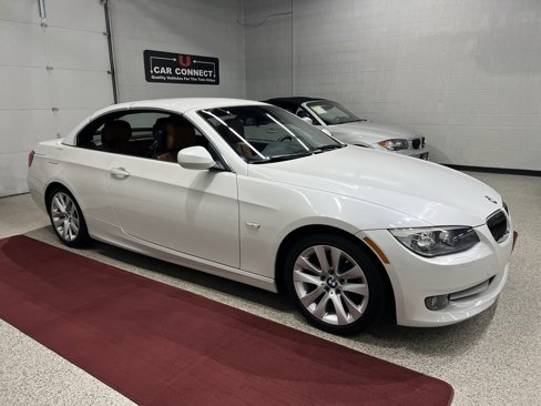Used 2012 BMW 328i Convertible image 41