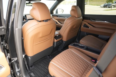 New 2026 INFINITI QX60 Autograph w/ Dark Cargo Package image 18