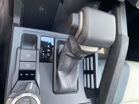 Used 2025 Toyota Tacoma Trailhunter image 26