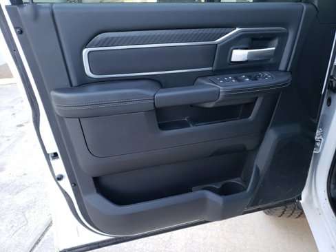 New 2025 RAM 2500 Big Horn image 8