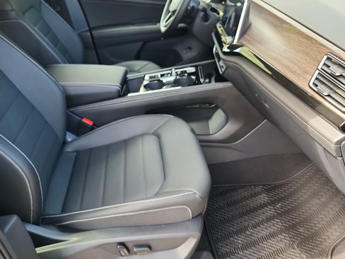 New 2025 Volkswagen Atlas SEL image 17