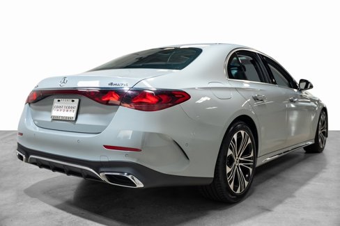 Used 2024 Mercedes-Benz E 350 4MATIC Sedan w/ Driver Assistance Package image 11