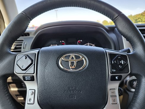Used 2024 Toyota 4Runner SR5 image 20