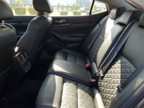 Used 2021 Nissan Maxima Platinum image 26