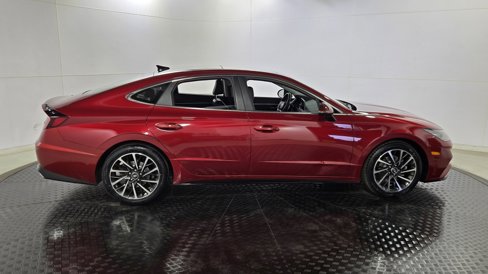 Used 2023 Hyundai Sonata Limited w/ Cargo Package image 8