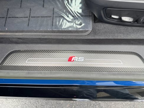 Used 2022 Audi RS e-tron GT w/ Carbon Performance Package image 14