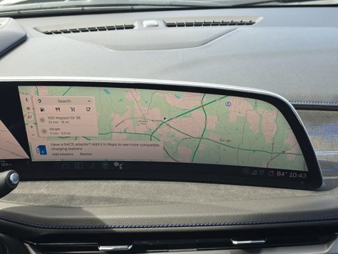 Used 2025 Cadillac XT4 Sport image 32