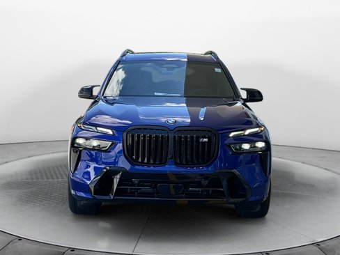 New 2026 BMW X7 M60i image 2