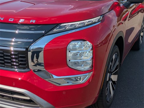 New 2025 Mitsubishi Outlander SEL image 9