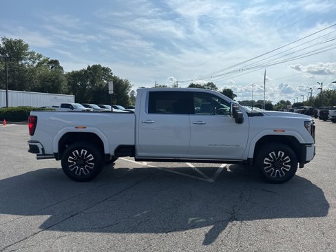 New 2025 GMC Sierra 2500 Denali Ultimate w/ Snow Plow Prep/Camper Package image 7