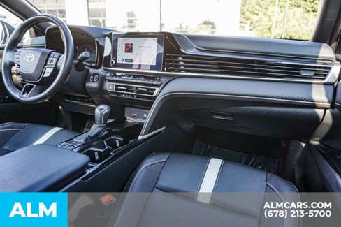 Used 2025 Toyota Camry SE image 24