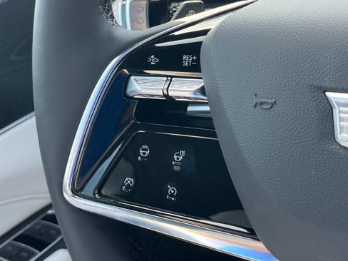 New 2026 Cadillac Lyriq Sport image 26