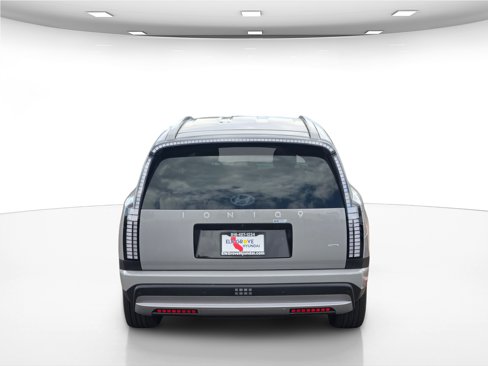 New 2026 Hyundai Ioniq 9 SE image 7