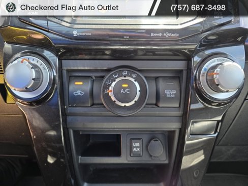 Used 2017 Toyota 4Runner TRD Off-Road Premium image 18