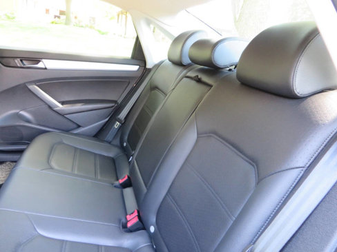 Used 2012 Volkswagen Passat 2.5 SE image 12