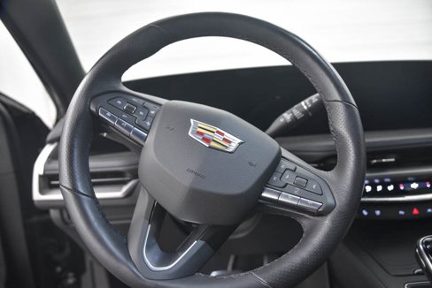 Used 2024 Cadillac XT4 Sport image 17