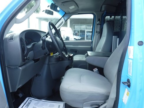 Used 2006 Ford E-350 and Econoline 350 Super Duty image 14