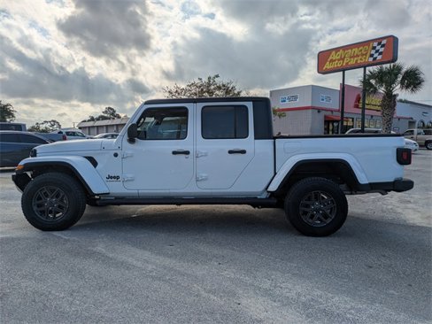 Used 2024 Jeep Gladiator Sport image 6