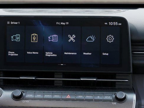 Certified 2025 Hyundai Kona Limited image 13