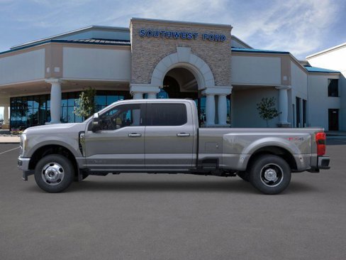 New 2025 Ford F350 Lariat w/ Lariat Ultimate Package image 3