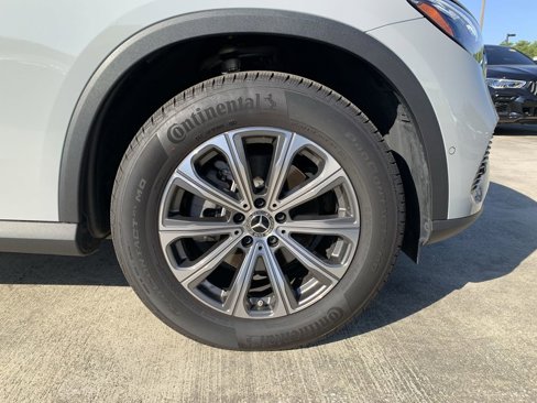 Certified 2025 Mercedes-Benz GLC 300 image 22